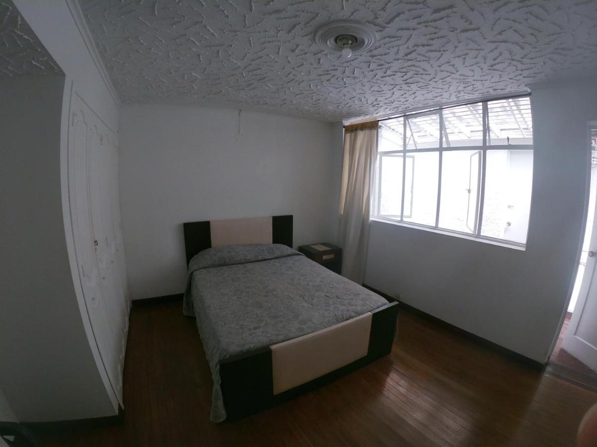 Le VI Hostal เมเดยิน ภายนอก รูปภาพ
