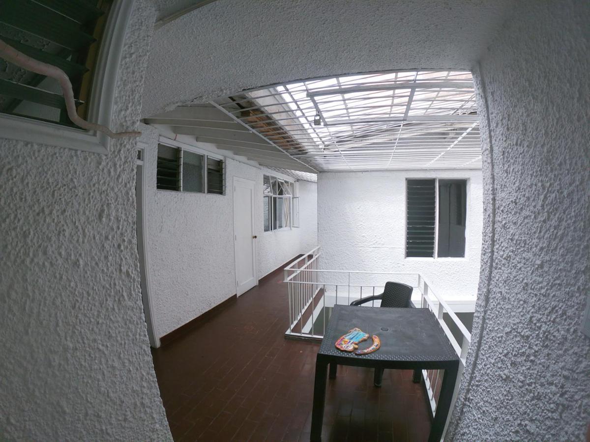 Le VI Hostal เมเดยิน ภายนอก รูปภาพ